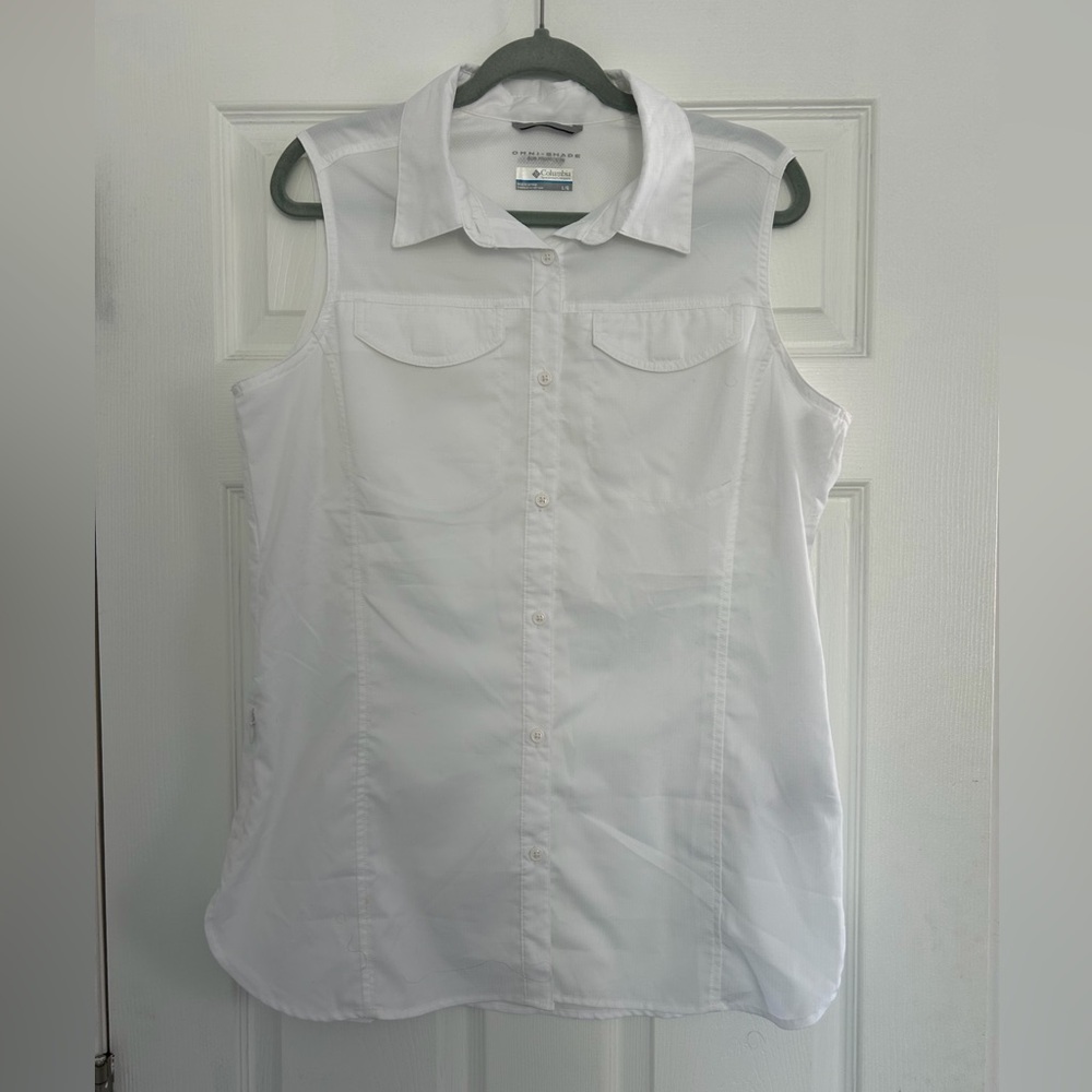 Columbia sleeveless blouse
